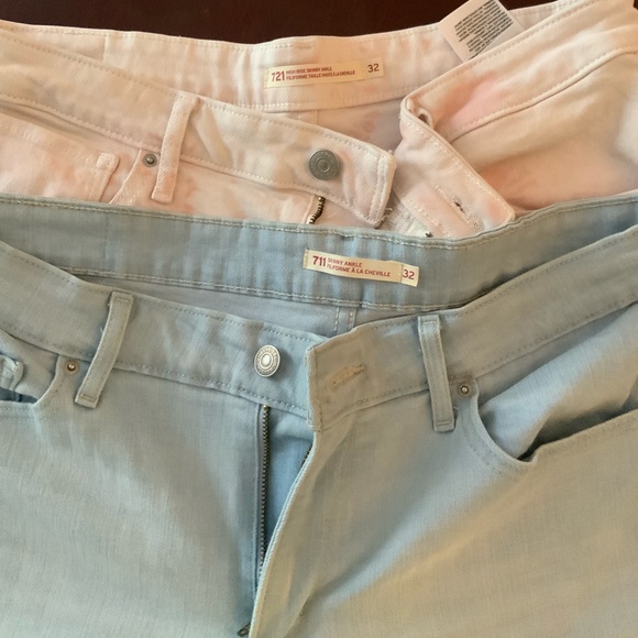 Lds LEVIS size 32 ankle jeans bundle EUC - Picture 2 of 6